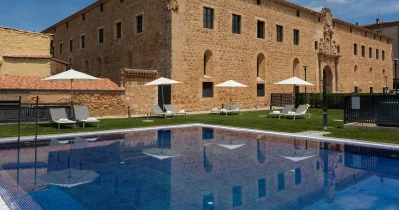 Hotel, verano, balneario, masajes, piscinas…