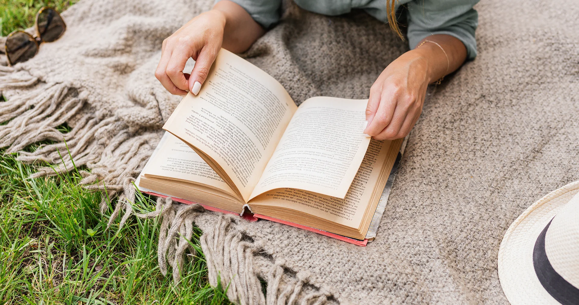 8 historias para hacerte sentir como en tu pueblo